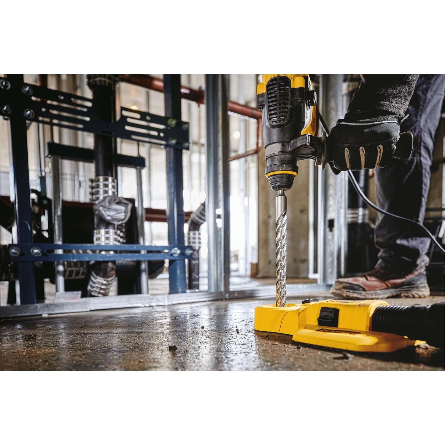 DeWalt Rock Carbide 7/8 In. X 12 In. L Carbide Tipped SDS-plus Drill Bit SDS-Plus Shank 1 Pc 5 DeWalt Rock Carbide 7/8 In. X 12 In. L Carbide Tipped SDS-plus Drill Bit SDS-Plus Shank 1 Pc - Image 5